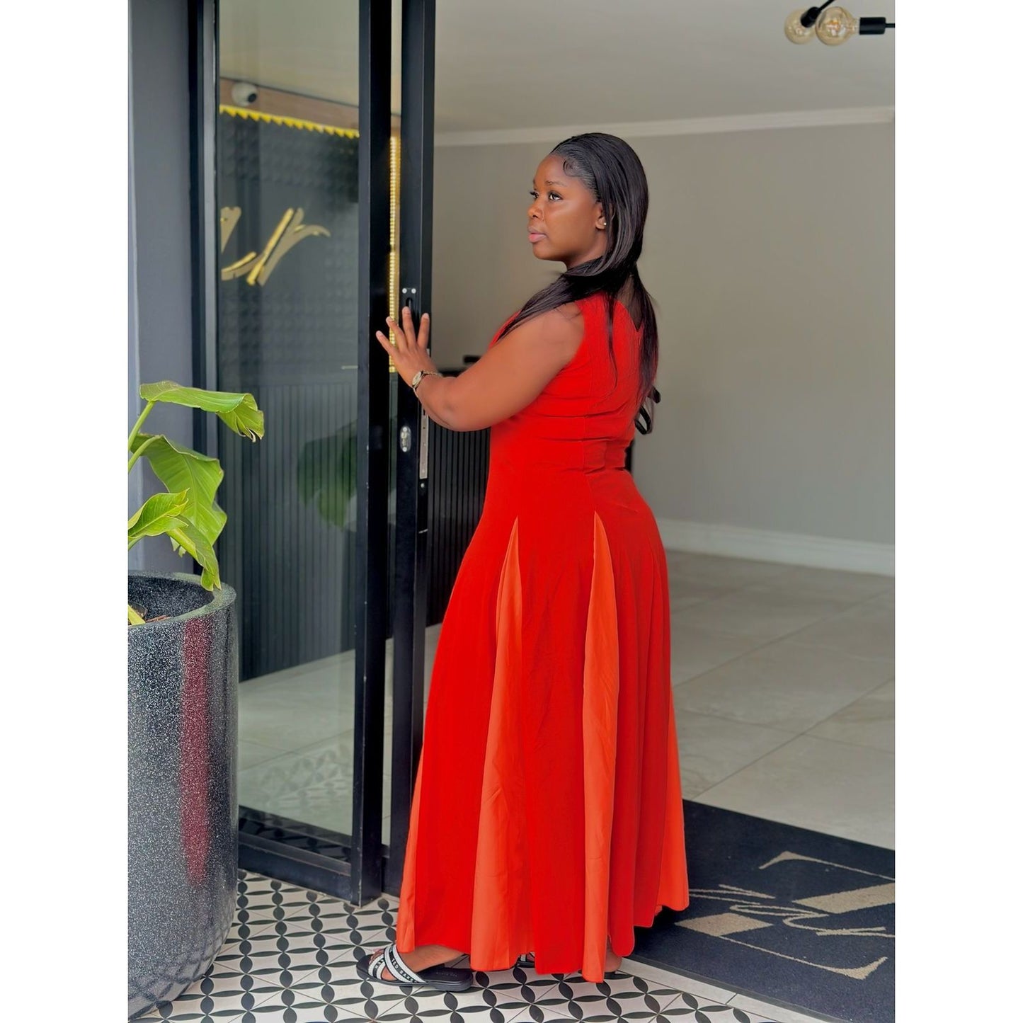 Women's Sleeveless Pleated Maxi Dress