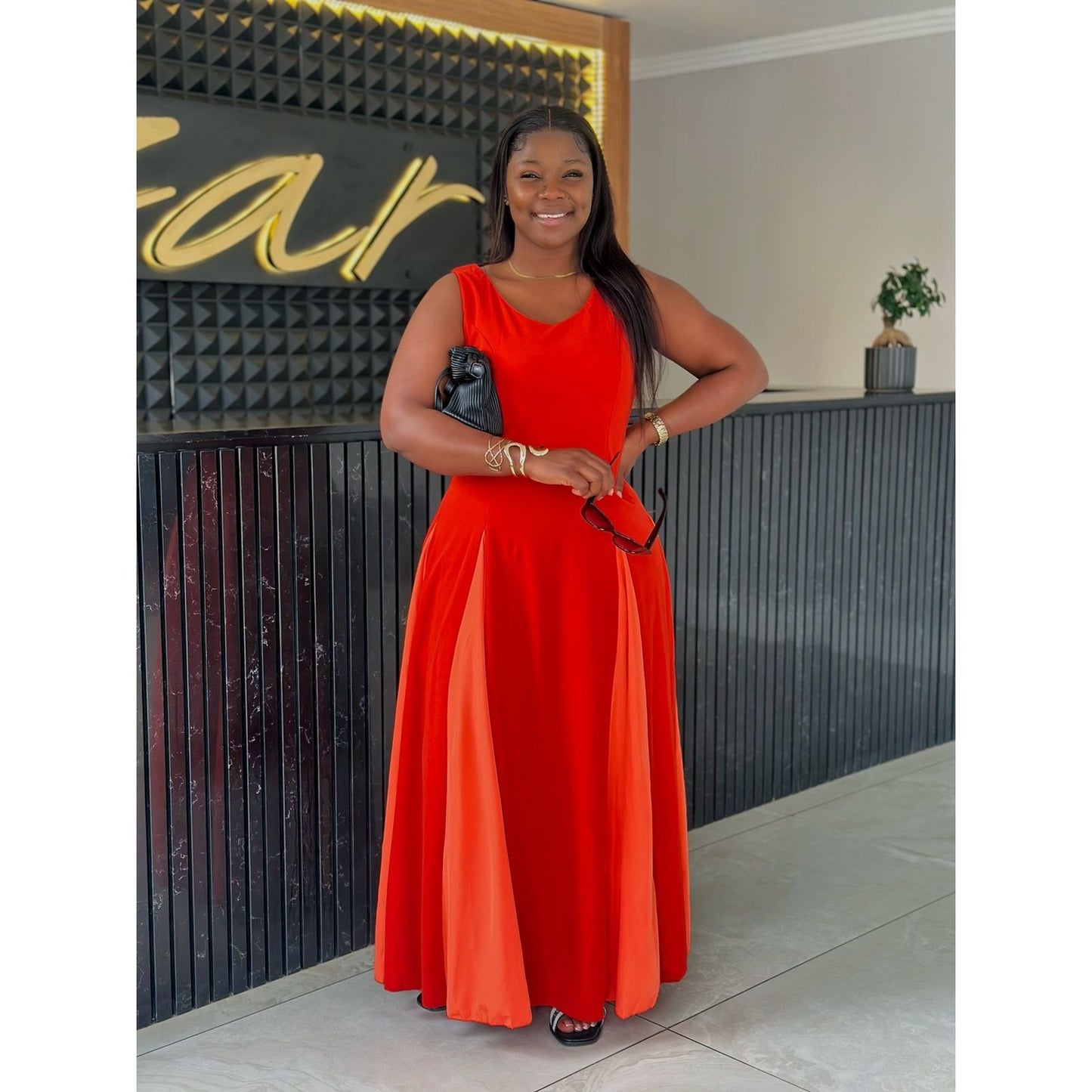 Women's Sleeveless Pleated Maxi Dress