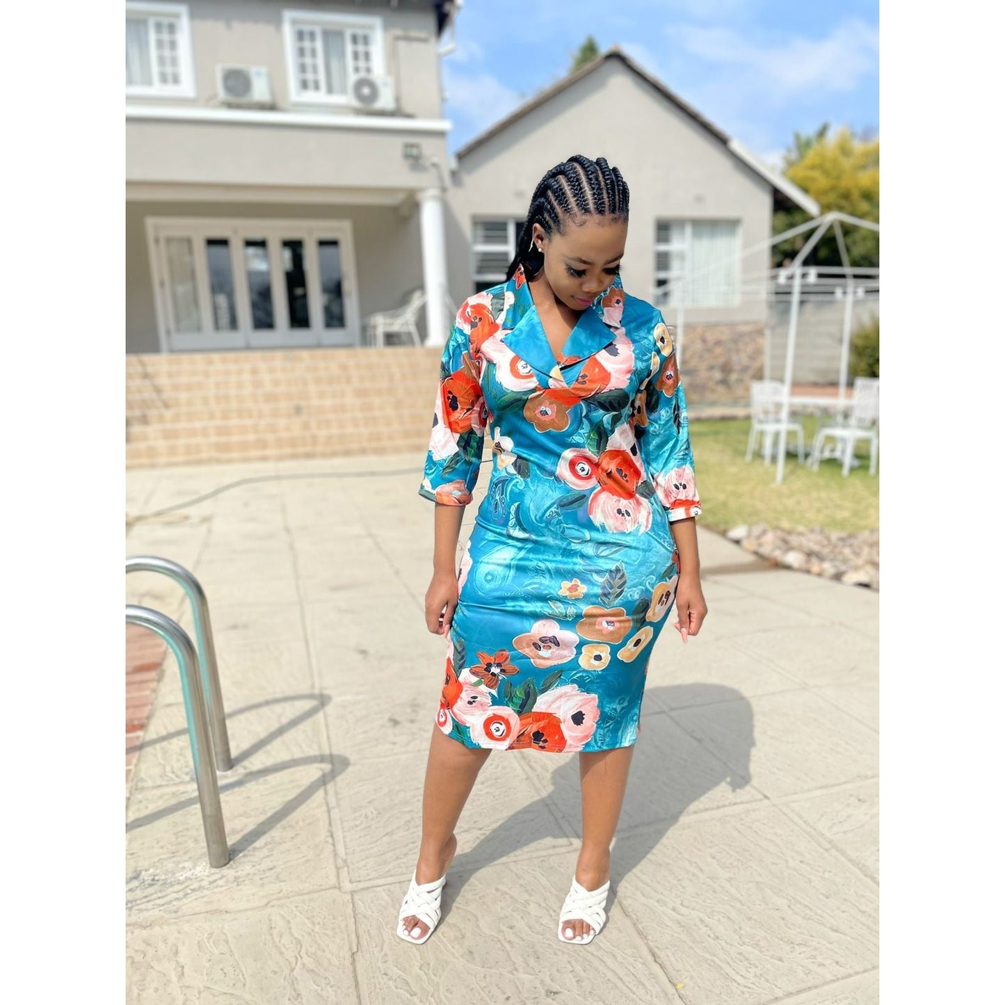 V-Neck Collar print Midi Dress