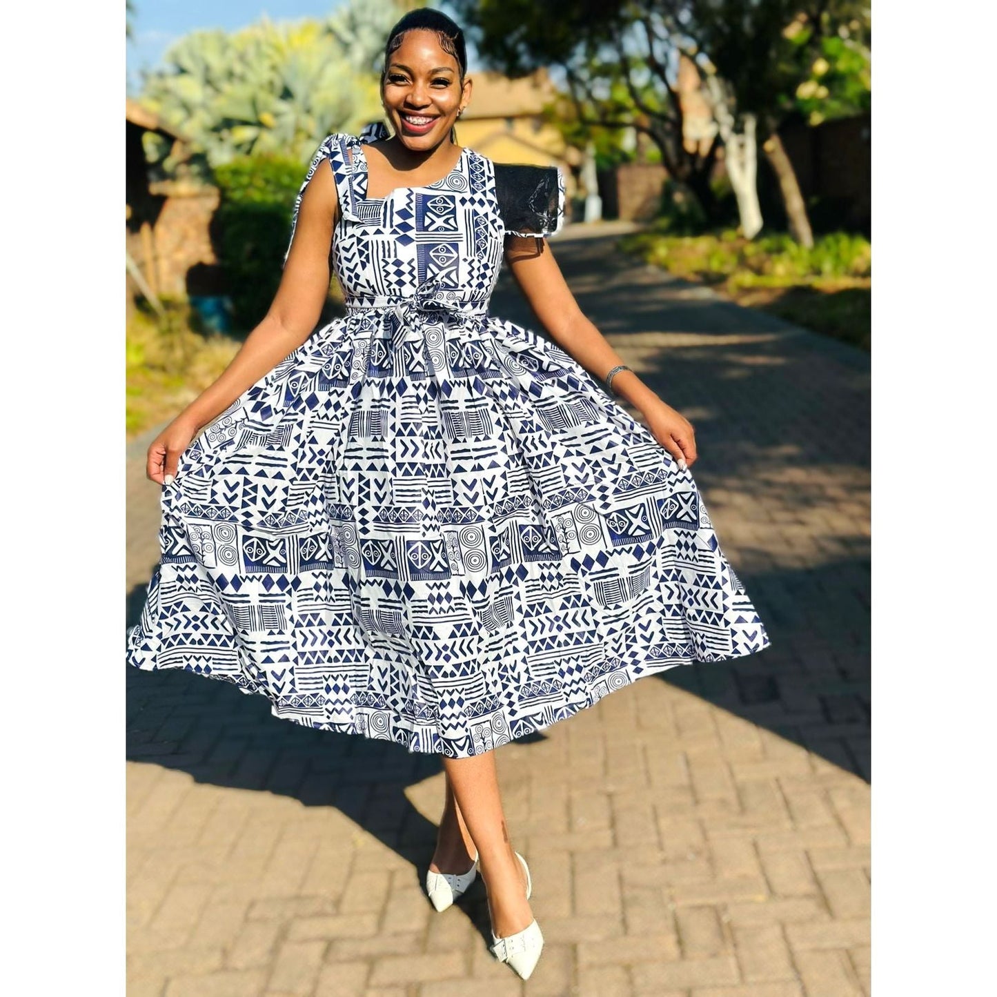 Elegant African Short Sleeve Dress.