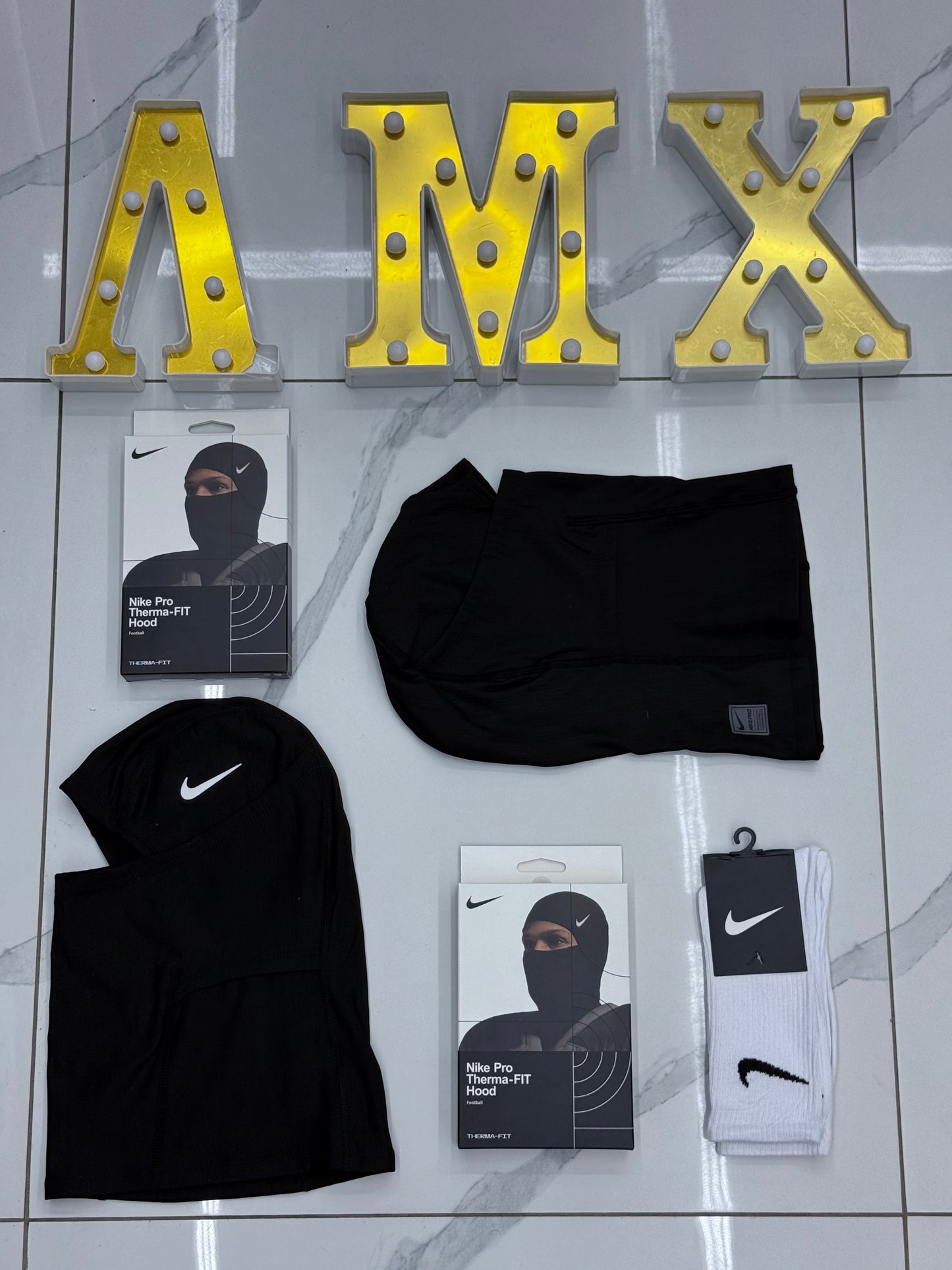 Nike Pro Therma-FIT Hood