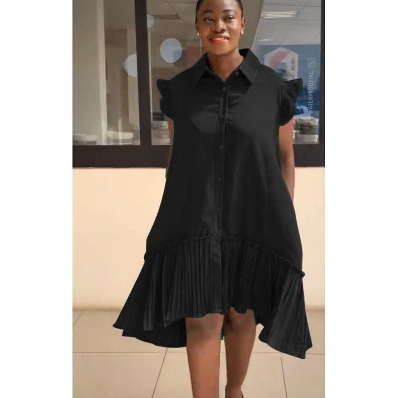 Sleeveless Fine pleated Dress.