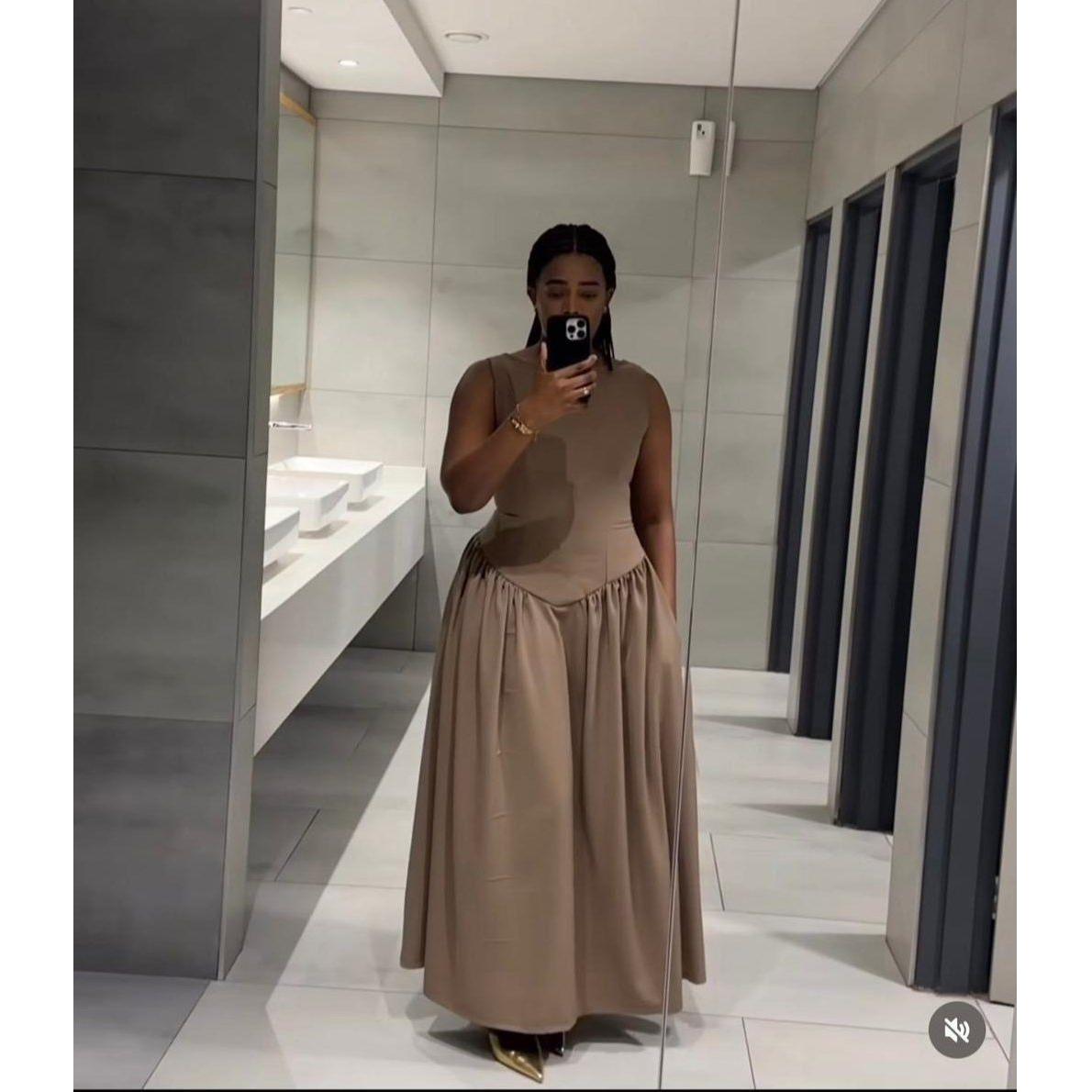 Sleeveless Corset Pleated Maxi Dress.