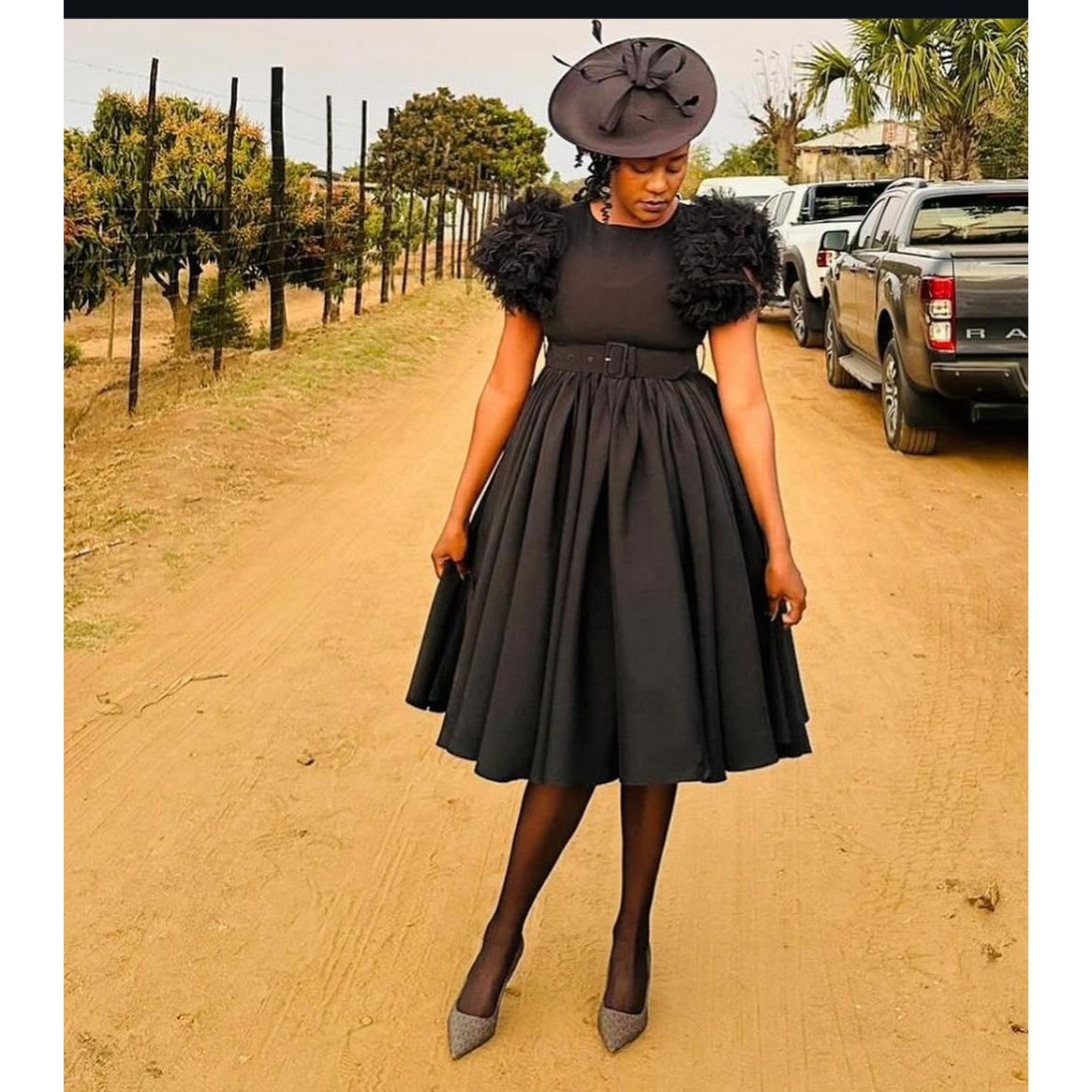 Flare Short Sleeve Round-Neck Belted Midi Dress