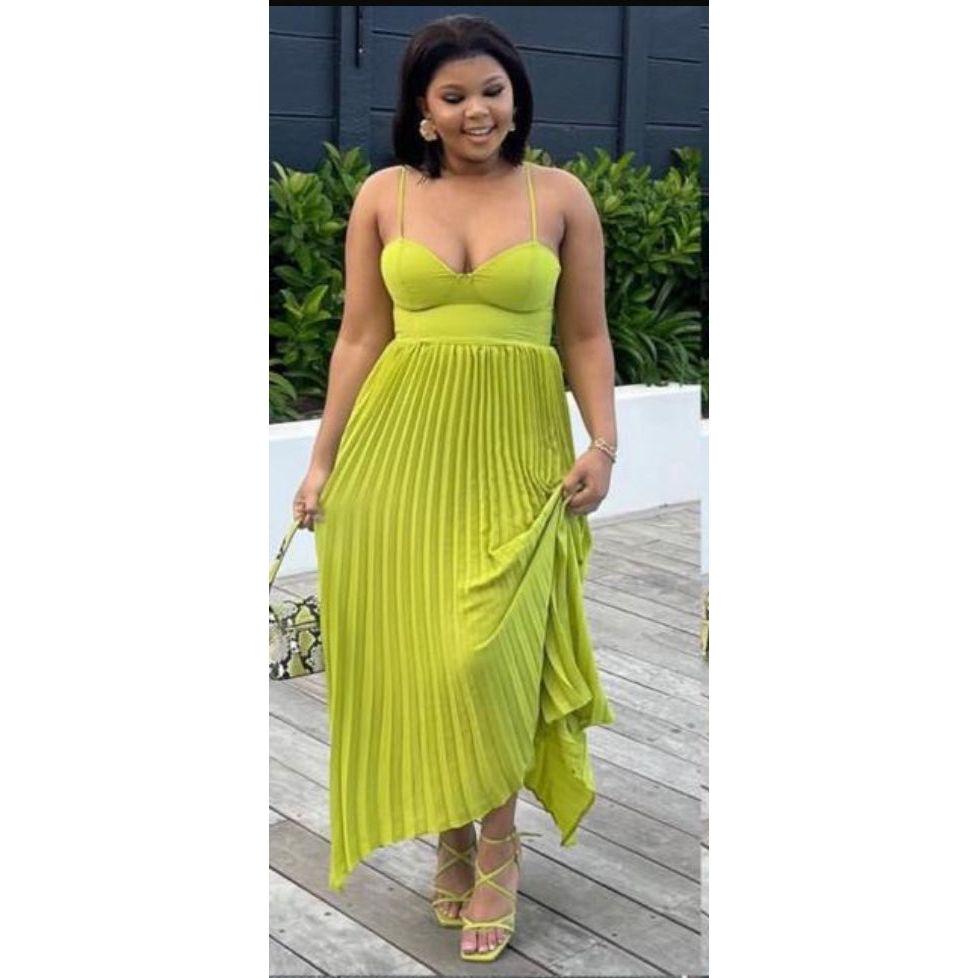 Elegant Pleated Midi Dress