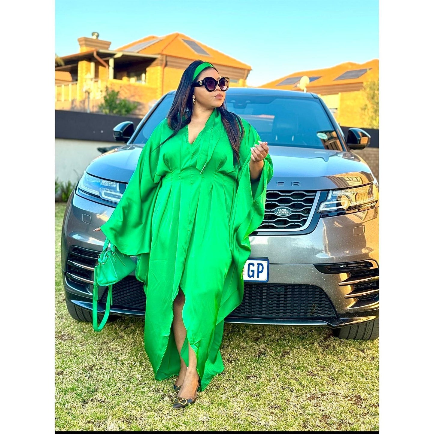 Plus Twist Front Cloak Sleeve Wrap Hem Dress.