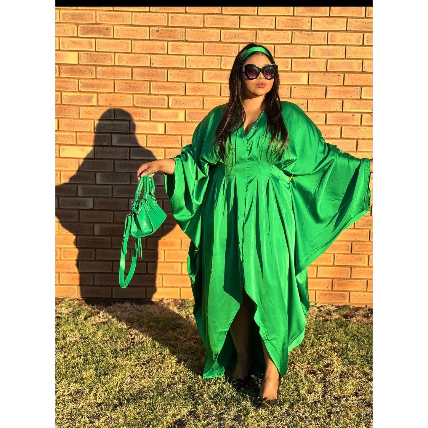 Plus Twist Front Cloak Sleeve Wrap Hem Dress.