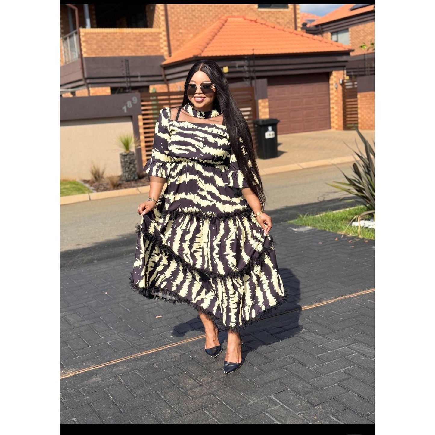 Short Flare Lace Sleeve Pleated Maxi Dress