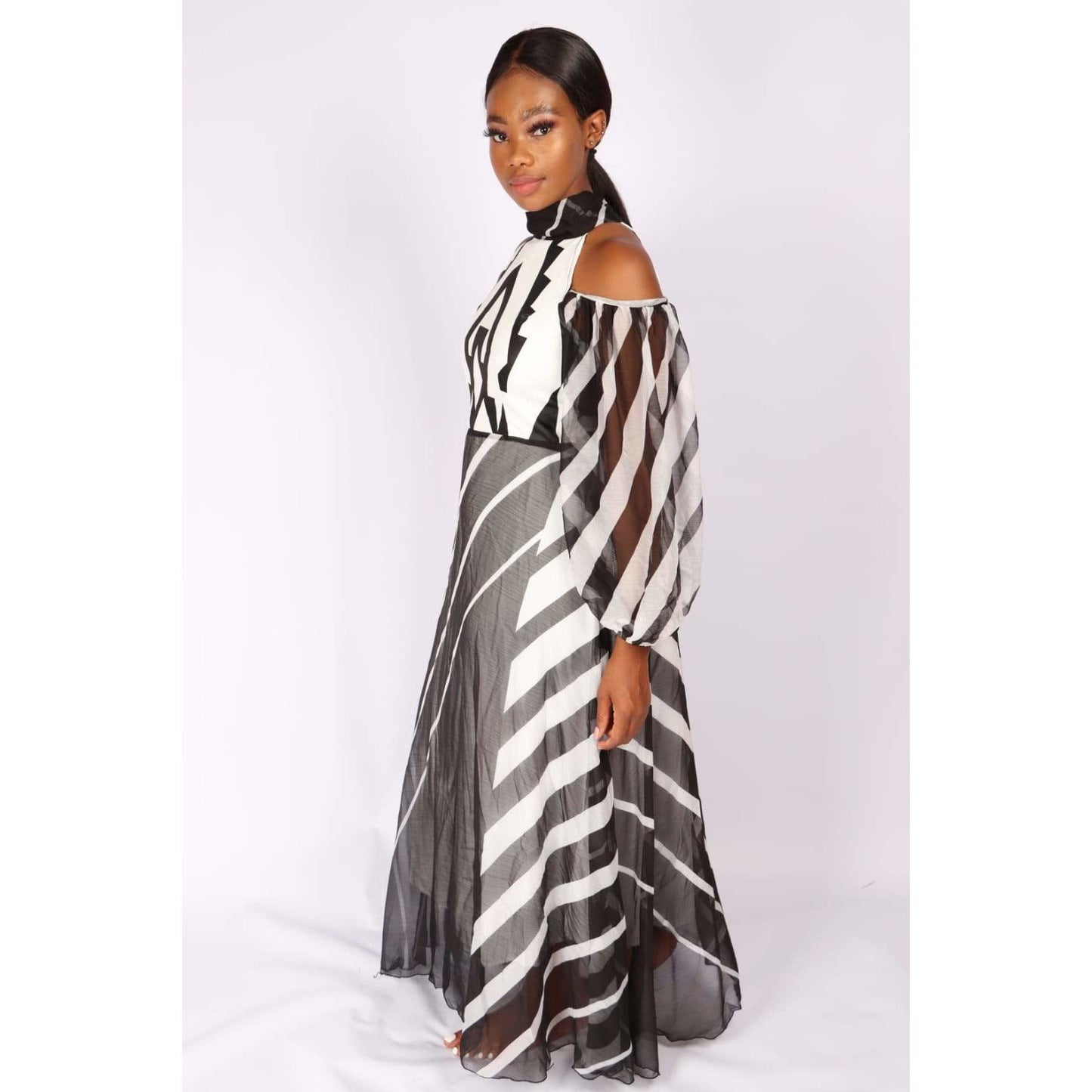 Cut off The Shoulder Irregular Striped Dress