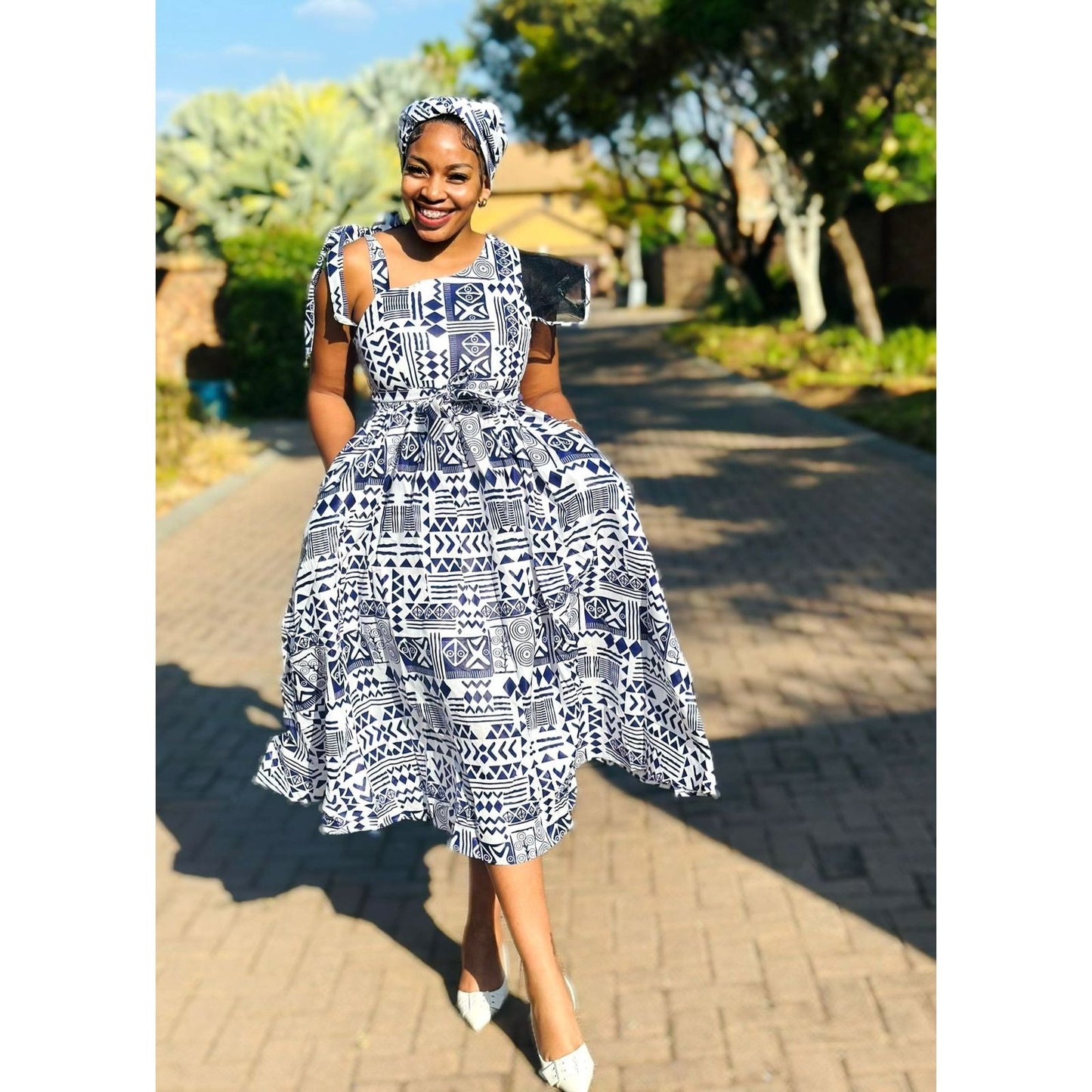 Elegant African Short Sleeve Dress.