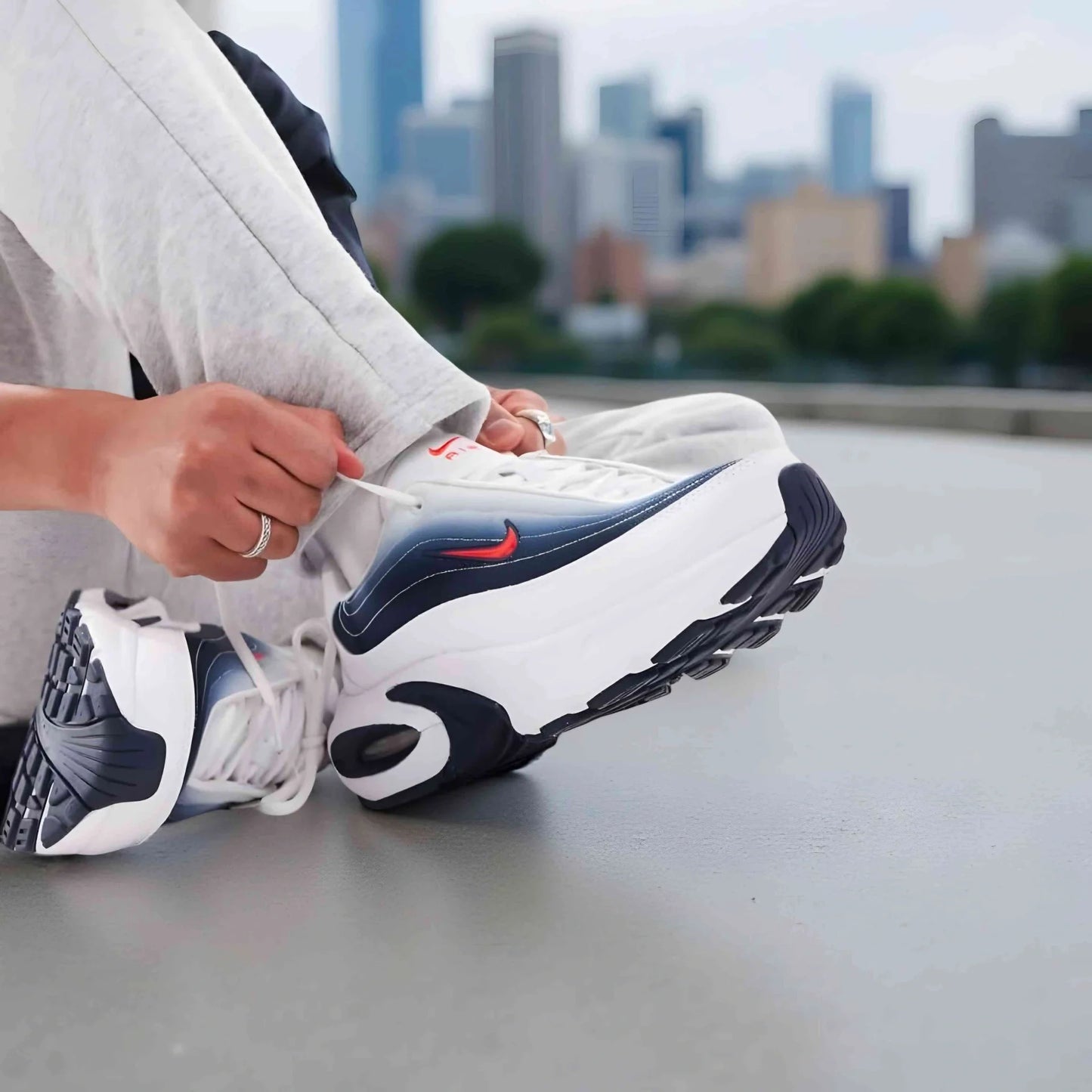 nike air max portal "White/Midnight Navy/Bright Crimson"