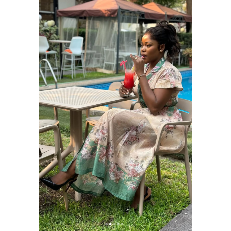 Plus Size Short Sleeve V-Neck Multi-Color A-Line Maxi Dress