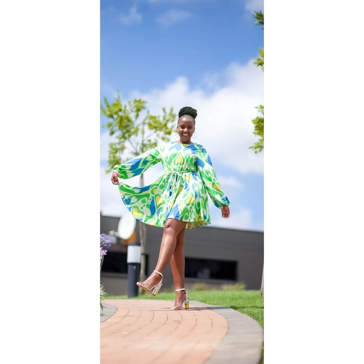 Bowknot Round  Neck Lantern Sleeve Mini Dress