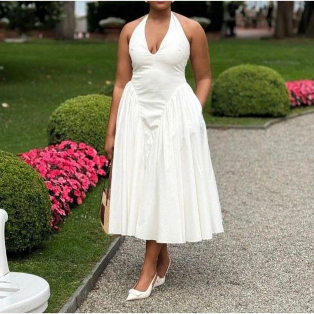 V-Neck Halter Backless Pleated A-Line Maxi Dress.