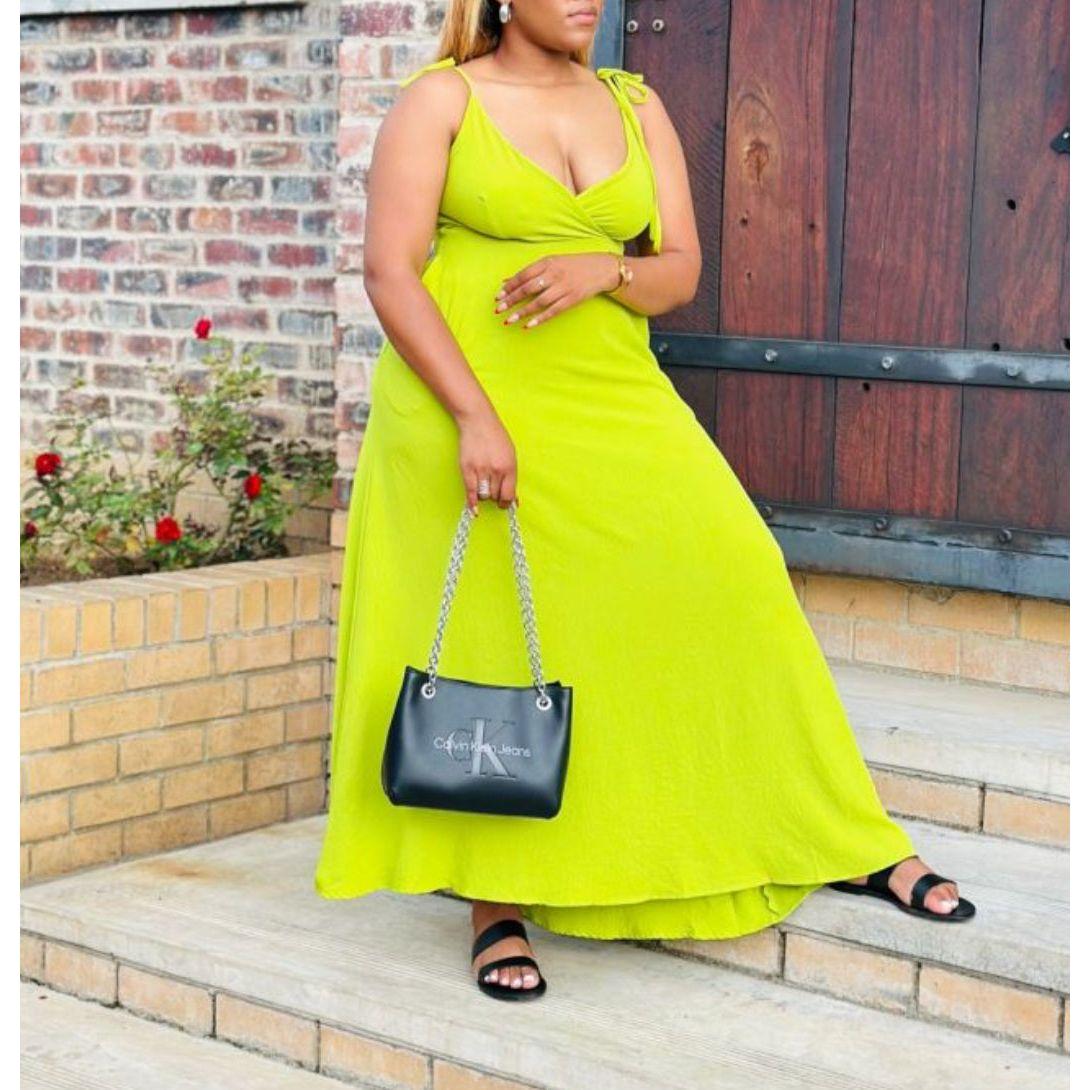 Satin Long Prom Unique Sleeveless Dress.