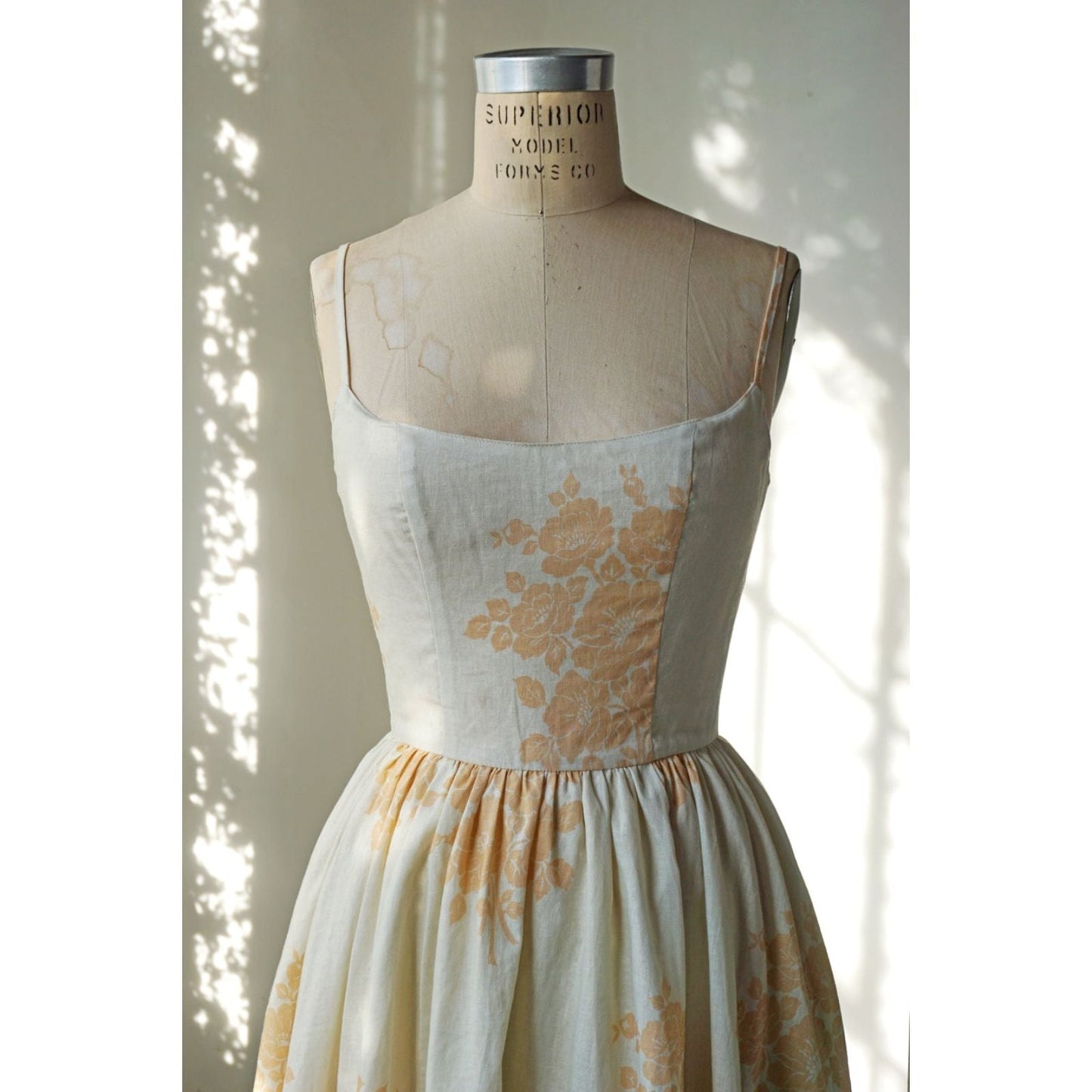 Sleeveless Floral A Line Fit Flare Midi Dress