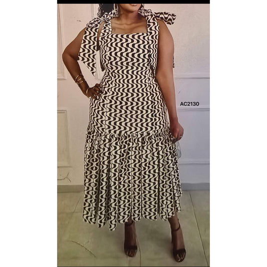 High Waisted Geometric Short Sleeve Midi Dress