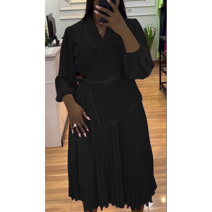 Long Lace Sleeved Pleated V-Neck Midi Dress