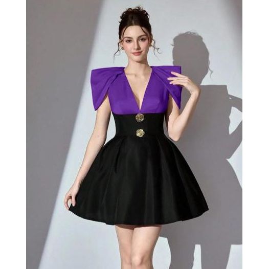 Metal Floral Decor Deep V Neck Elegant Ball Gown Party Prom Dress