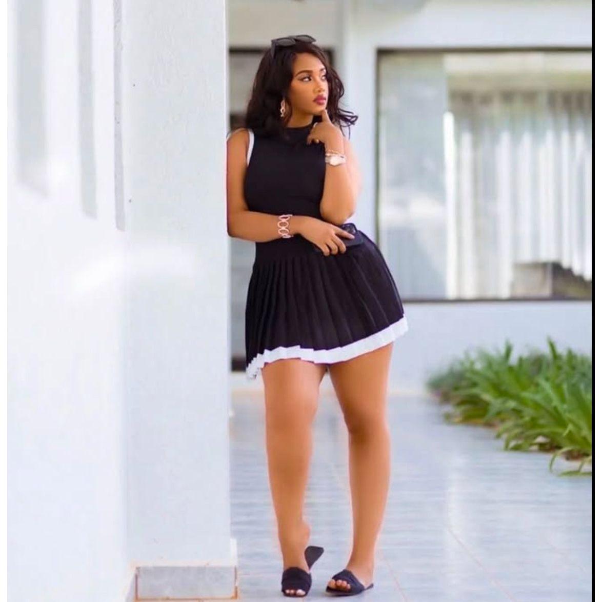 Sexy Sleeveless Mini Pleated Dress