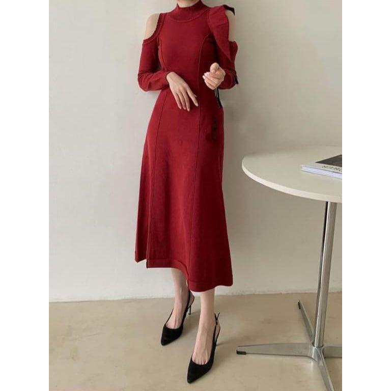 Cold Shoulder Asymmetric Neck Detail Maxi Dress