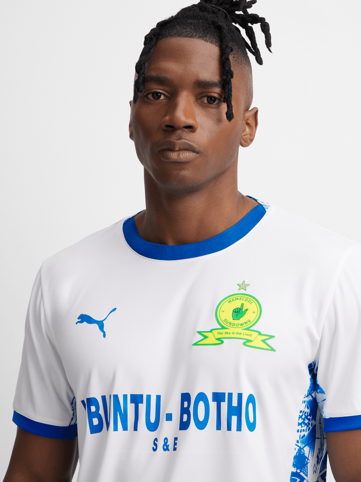 Mamelodi sundowns kit