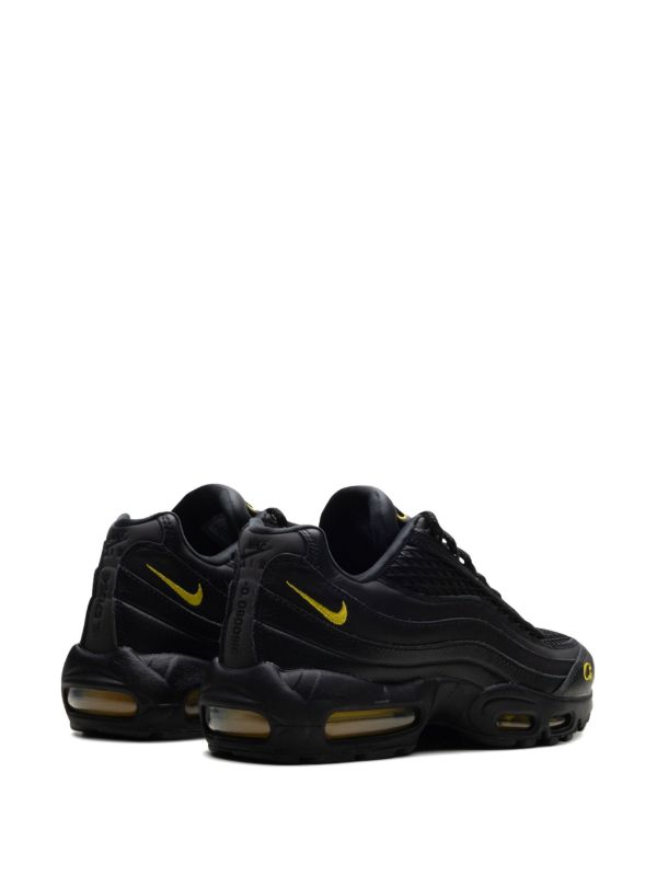 Nike
x Corteiz Air Max 95 "Honey/Black" sneakers