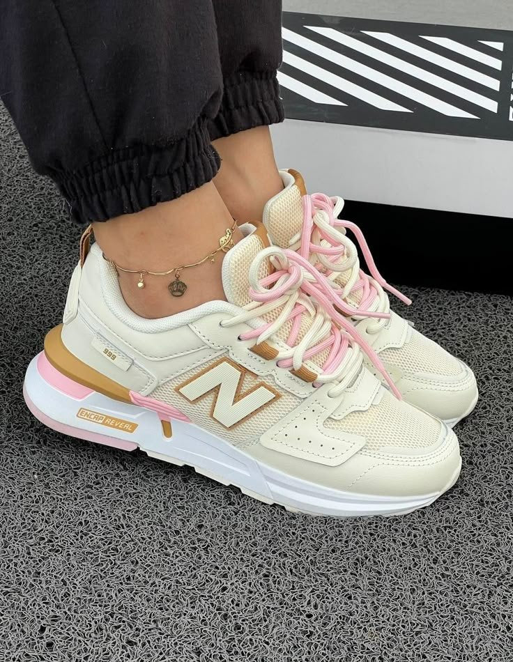 New balance 999